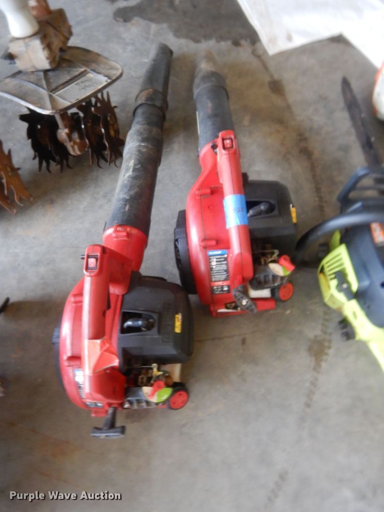 image for item IT9656 Lawn and garden equipment