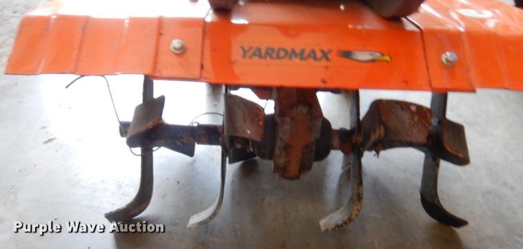 image for item IT9656 Lawn and garden equipment