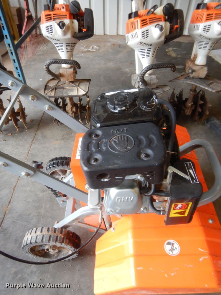 image for item IT9656 Lawn and garden equipment