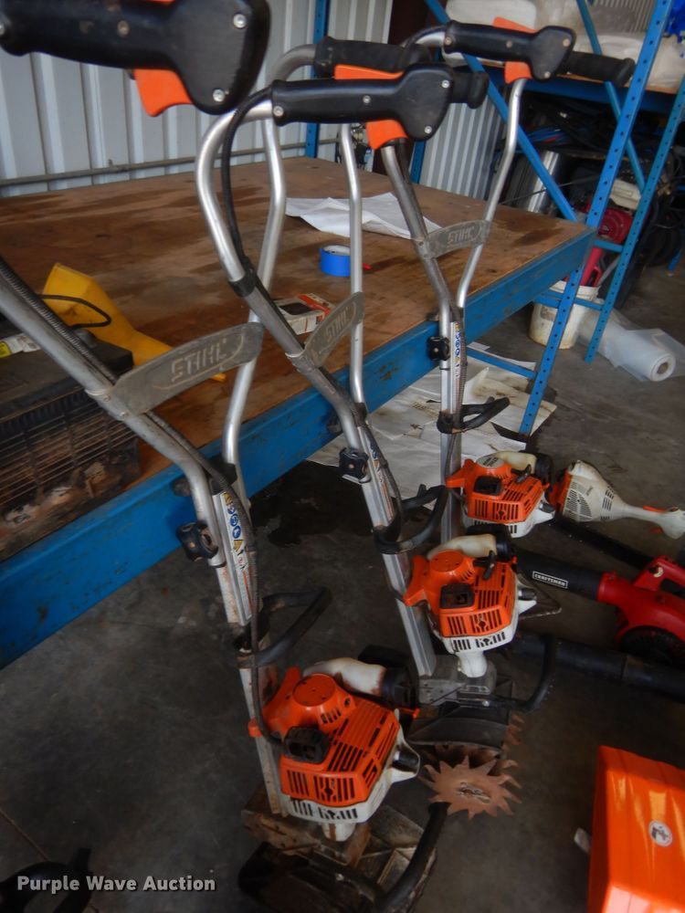 image for item IT9656 Lawn and garden equipment