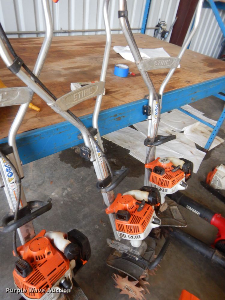 image for item IT9656 Lawn and garden equipment