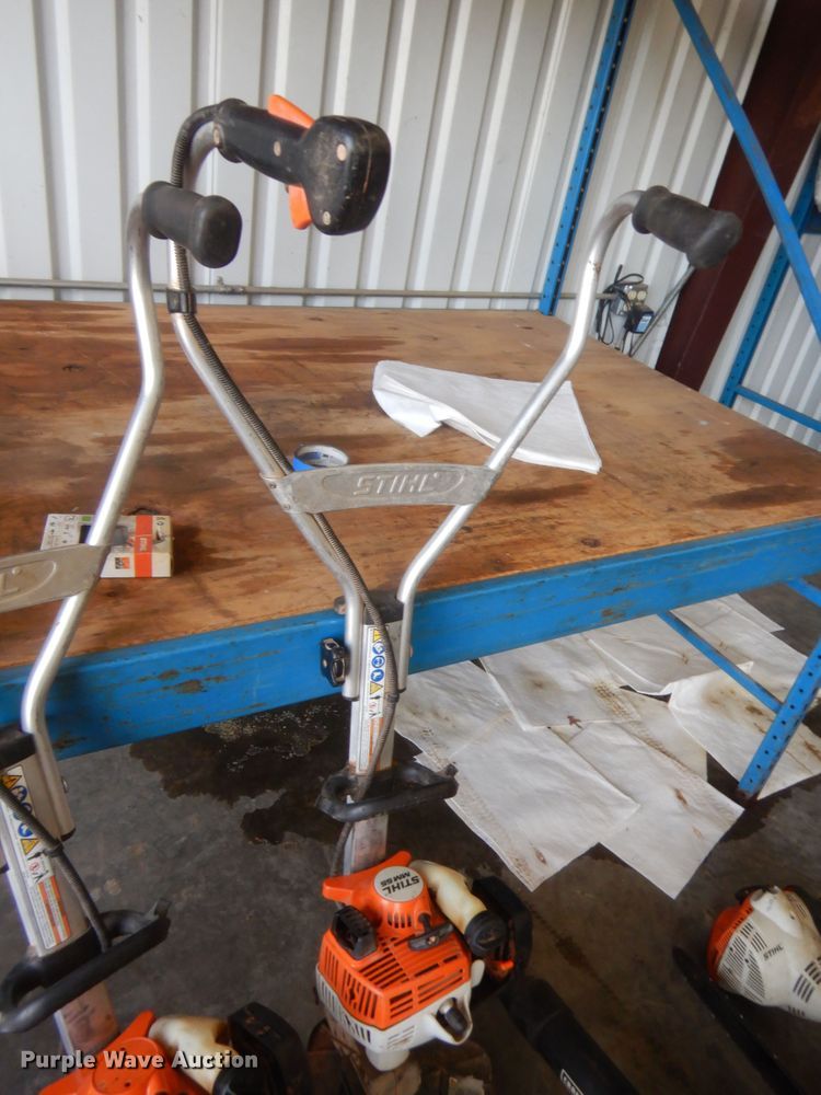 image for item IT9656 Lawn and garden equipment