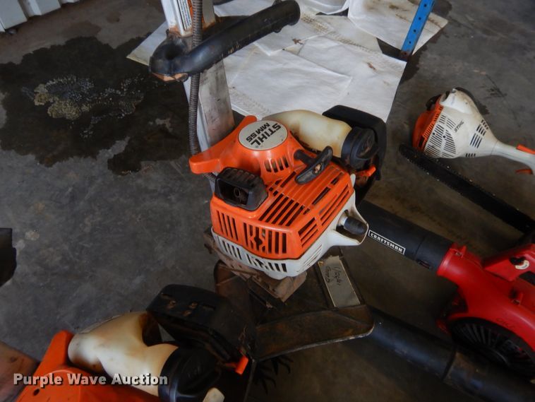 image for item IT9656 Lawn and garden equipment