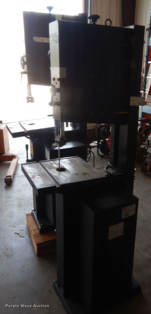 image for item IT9658 (2) Craftsman bandsaws
