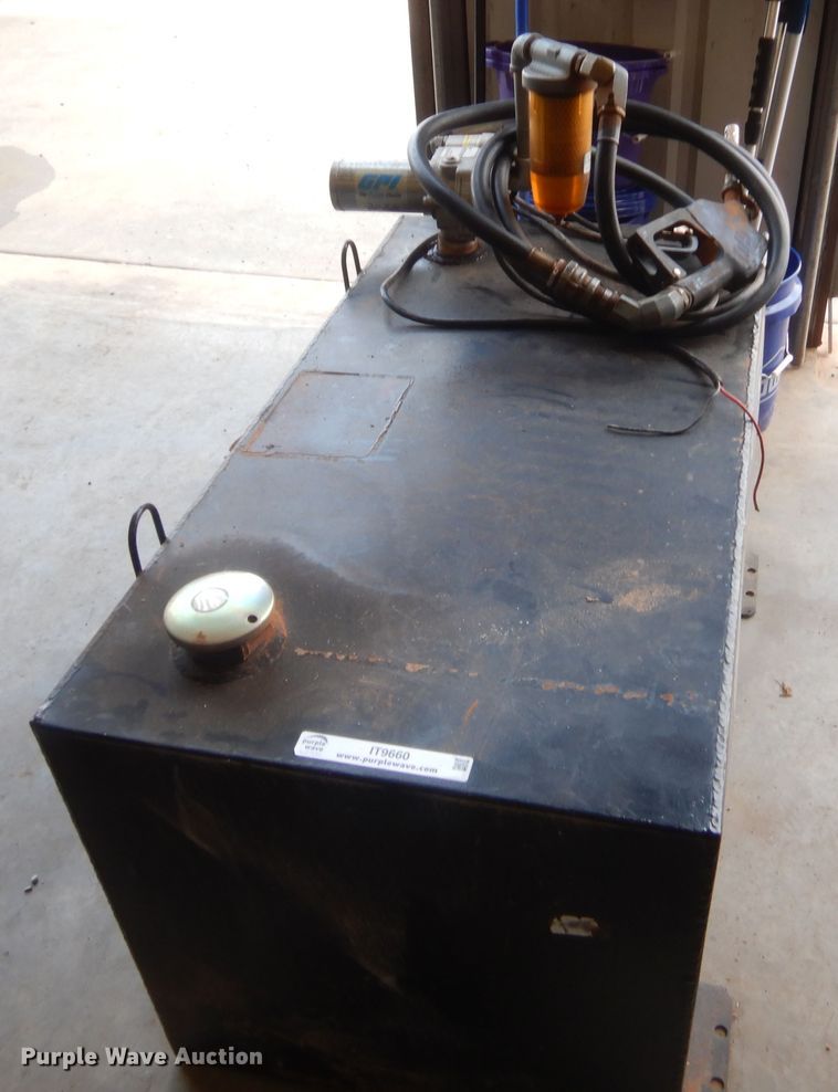 image for item IT9660 Fuel tank