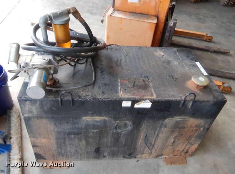 image for item IT9660 Fuel tank