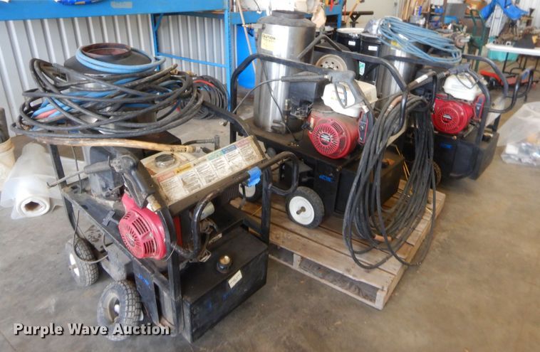 image for item IT9661 (3) pressure washers