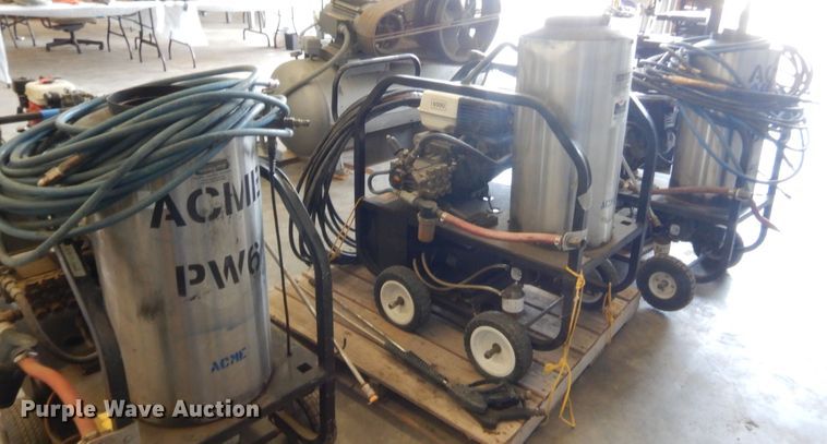 image for item IT9661 (3) pressure washers