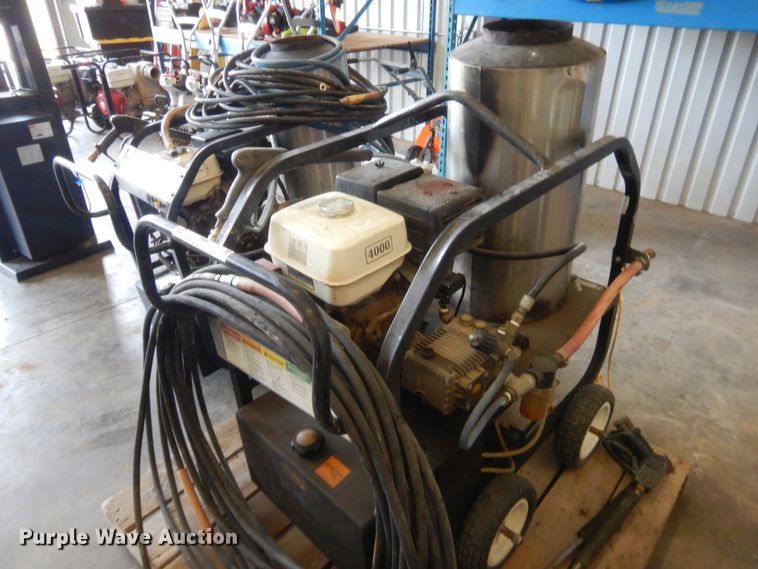 image for item IT9661 (3) pressure washers