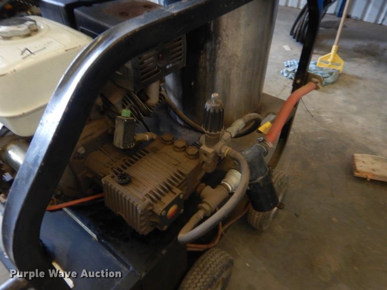 image for item IT9661 (3) pressure washers