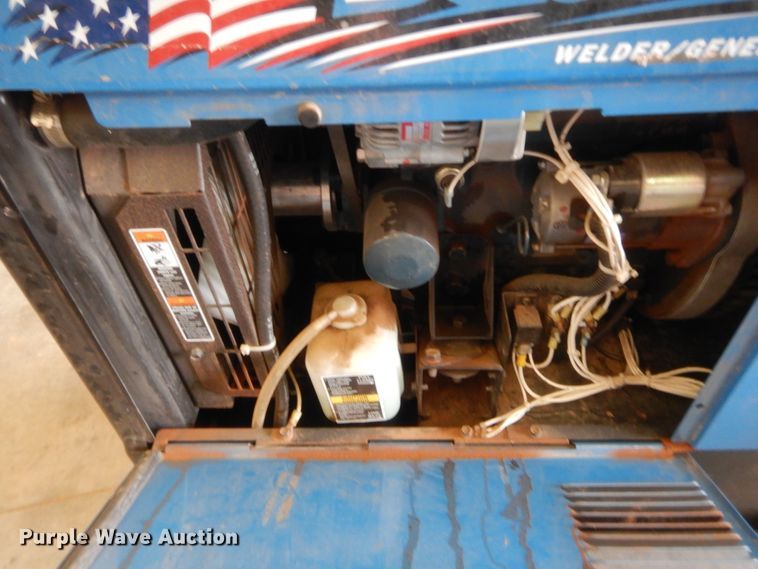 image for item IT9664 Miller Bobcat  welder