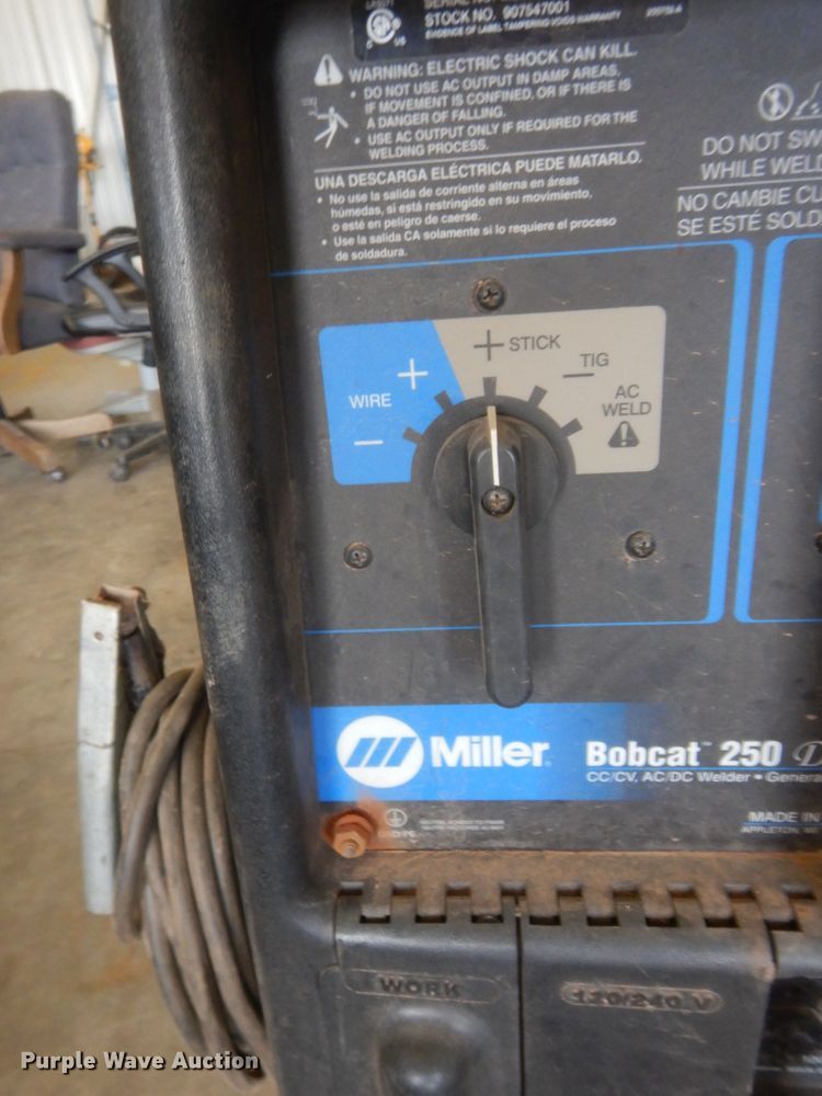 image for item IT9664 Miller Bobcat  welder