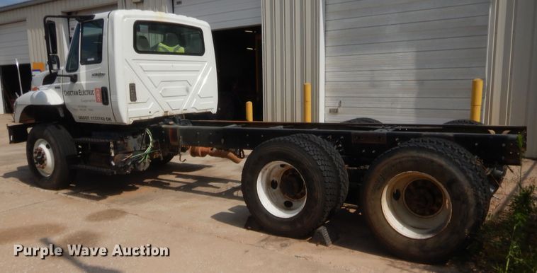 image for item IT9679 2010 International WorkStar 7400  truck cab and chassis