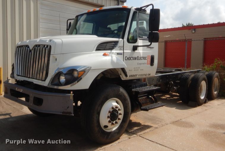 image for item IT9679 2010 International WorkStar 7400  truck cab and chassis