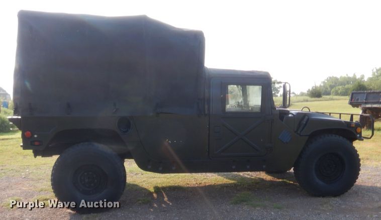 image for item IT9697 1991 Am General M1038  SUV