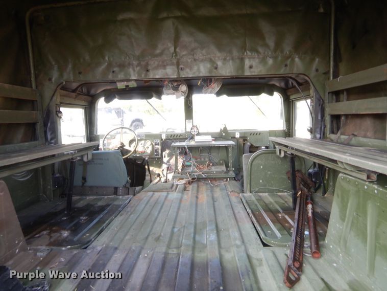 image for item IT9697 1991 Am General M1038  SUV