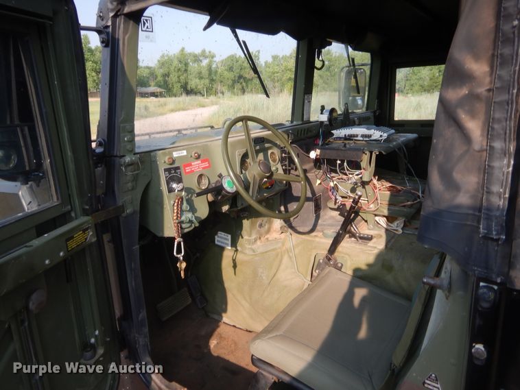 image for item IT9697 1991 Am General M1038  SUV