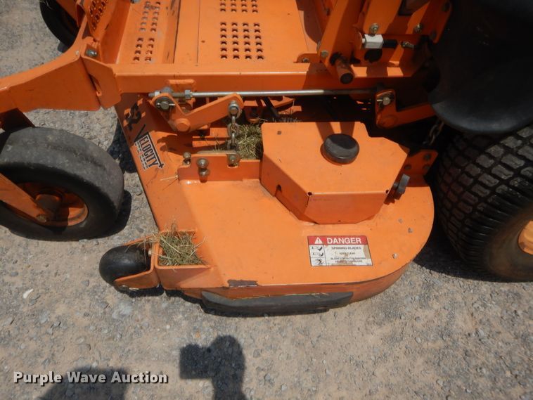 image for item IT9700 Scag Tiger Cat  ZTR lawn mower