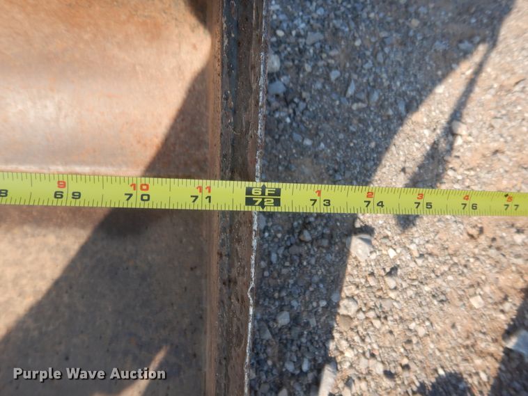 image for item IT9713 1999 New Holland LX885  skid steer loader