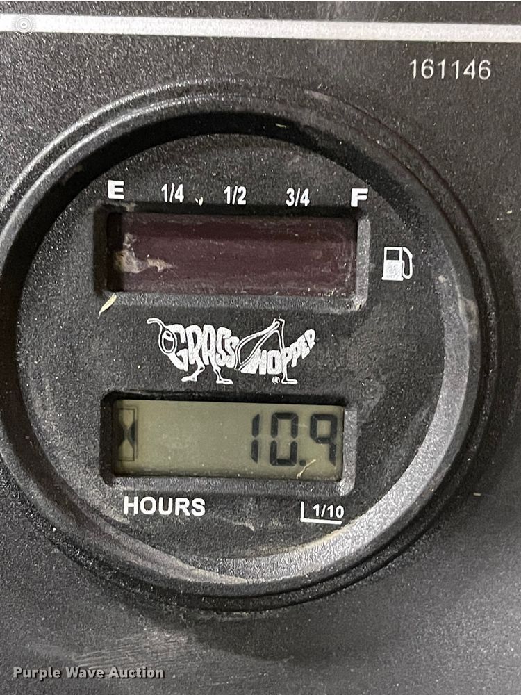 image for item IV9334 2019 Grasshopper 725D  ZTR lawn mower