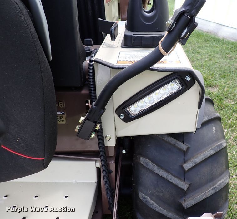 image for item IV9334 2019 Grasshopper 725D  ZTR lawn mower