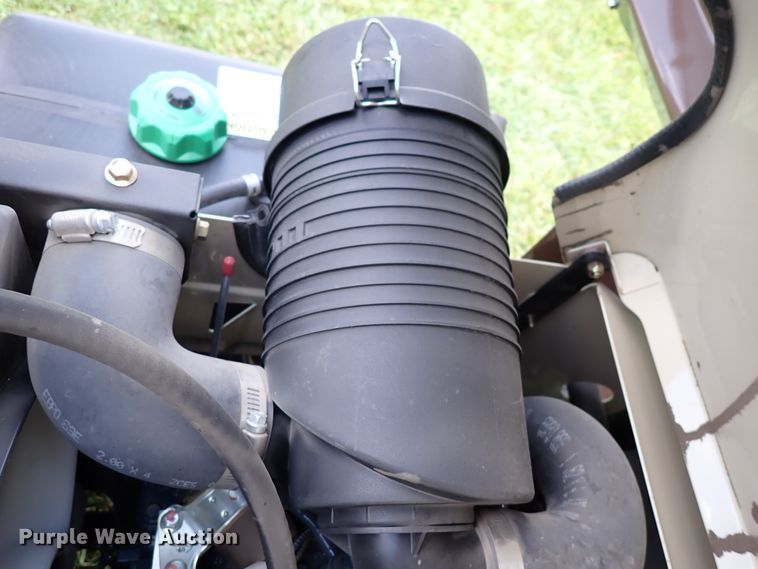 image for item IV9334 2019 Grasshopper 725D  ZTR lawn mower