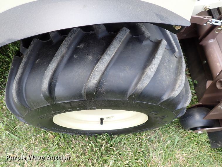 image for item IV9334 2019 Grasshopper 725D  ZTR lawn mower