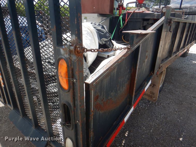 image for item JF9139 2006 Isuzu NPR  flatbed truck