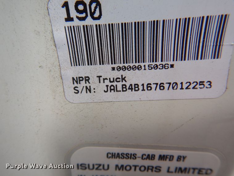 image for item JF9139 2006 Isuzu NPR  flatbed truck