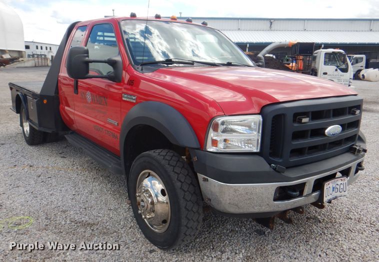 image for item JF9141 2007 Ford F550 Super Duty XL  SuperCab flatbed truck