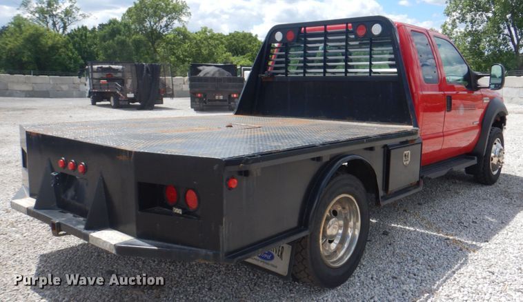 image for item JF9141 2007 Ford F550 Super Duty XL  SuperCab flatbed truck