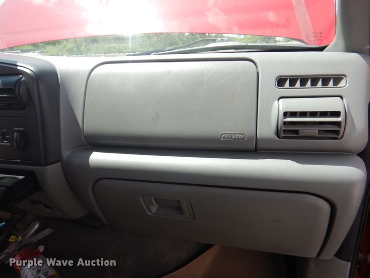 image for item JF9141 2007 Ford F550 Super Duty XL  SuperCab flatbed truck