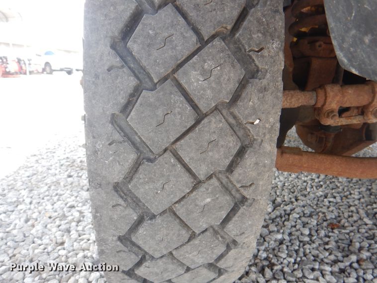 image for item JF9141 2007 Ford F550 Super Duty XL  SuperCab flatbed truck