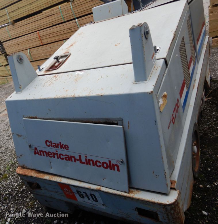 image for item JI9617 1997 Clarke American Lincoln 6700  sweeper