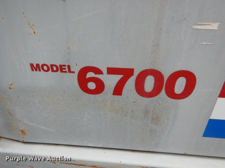 image for item JI9617 1997 Clarke American Lincoln 6700  sweeper