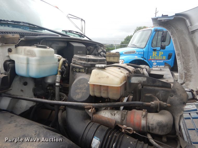 image for item JI9624 2000 GMC C6500  box truck