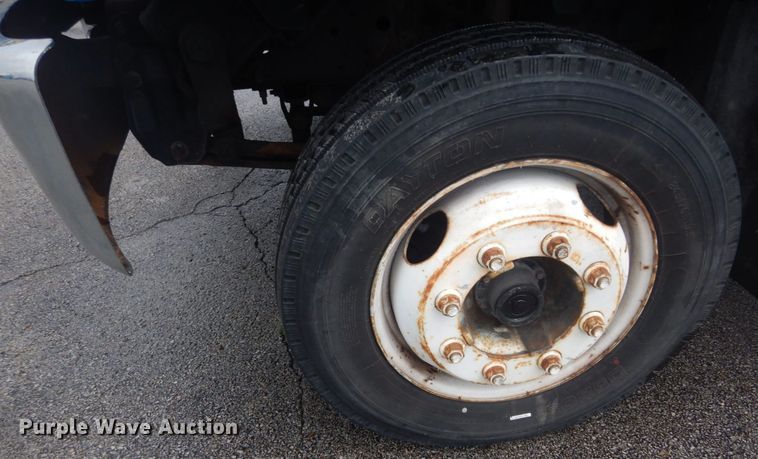 image for item JI9624 2000 GMC C6500  box truck