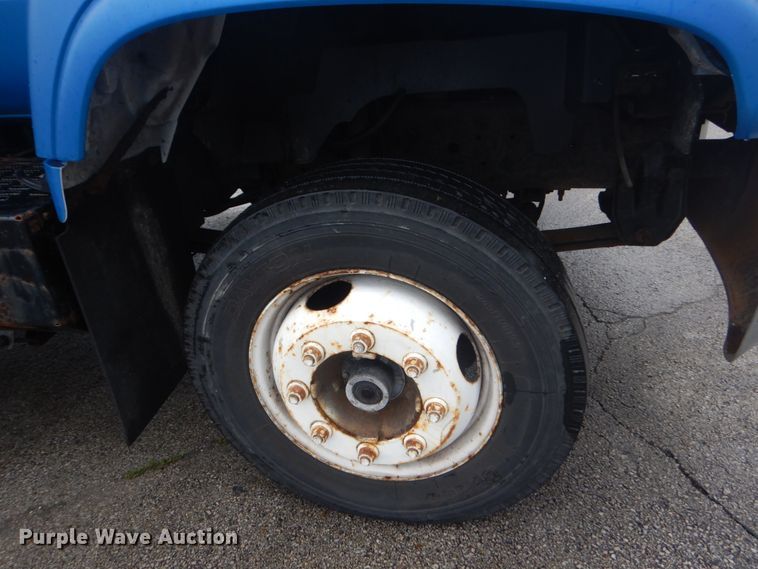 image for item JI9624 2000 GMC C6500  box truck