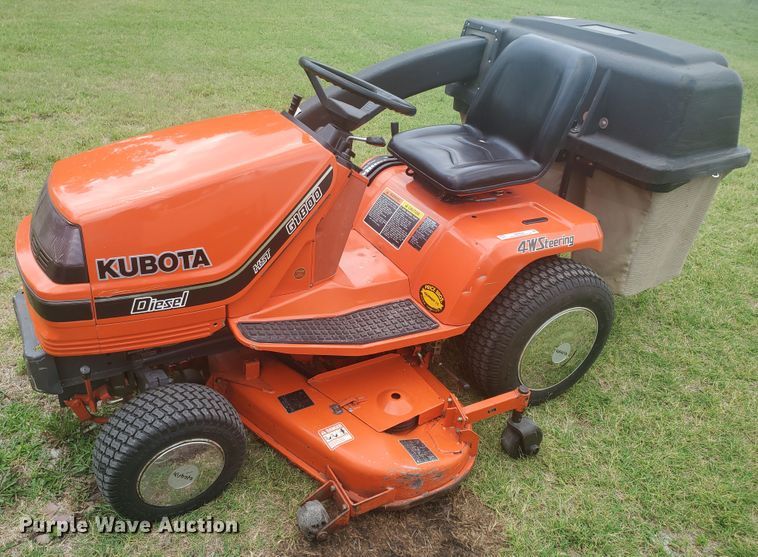 image for item JM9724 1999 Kubota G1800  lawn mower
