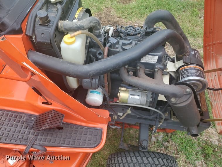image for item JM9724 1999 Kubota G1800  lawn mower