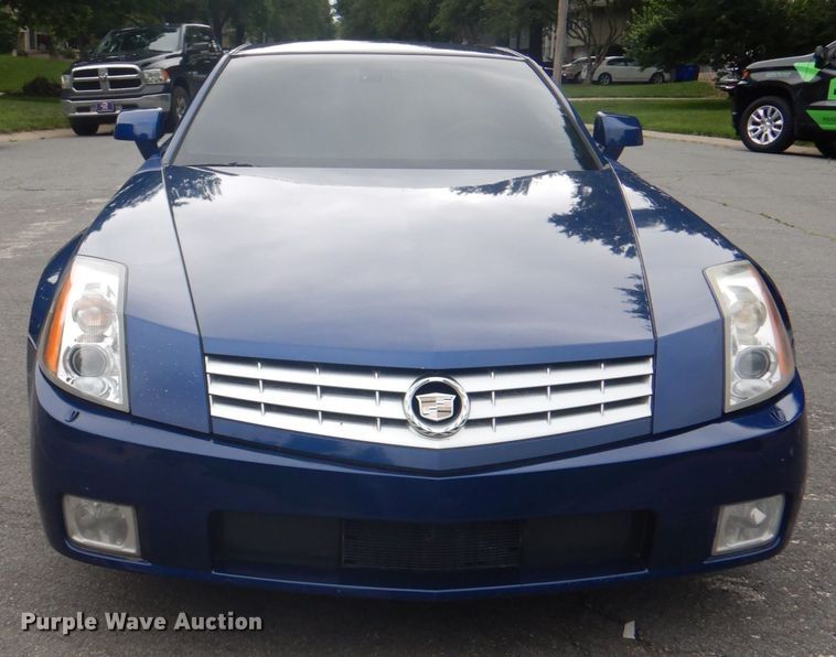 image for item JY9732 2005 Cadillac XLR  convertible