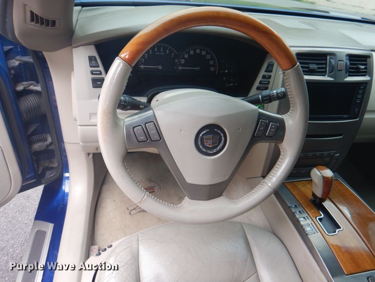 image for item JY9732 2005 Cadillac XLR  convertible