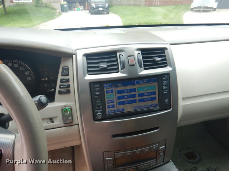 image for item JY9732 2005 Cadillac XLR  convertible