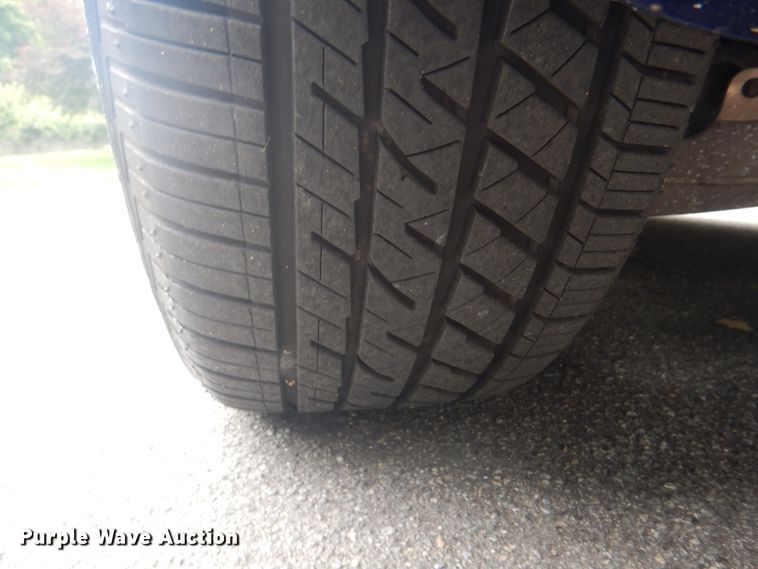 image for item JY9732 2005 Cadillac XLR  convertible