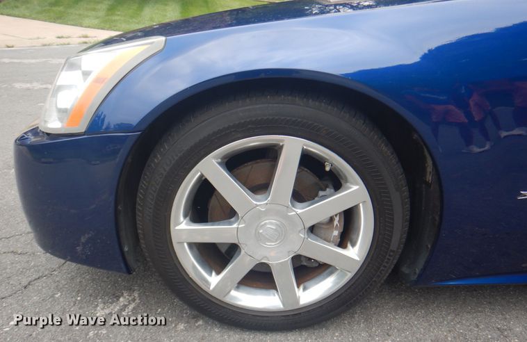 image for item JY9732 2005 Cadillac XLR  convertible