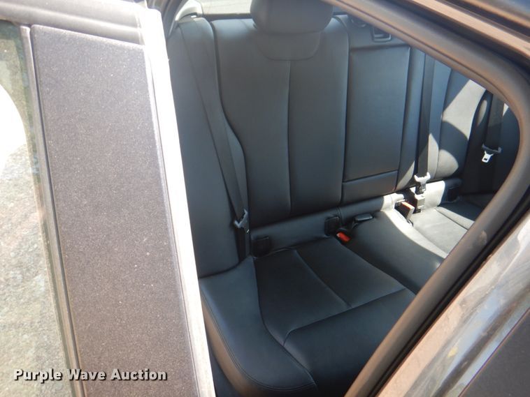 image for item JY9749 2013 BMW 328i