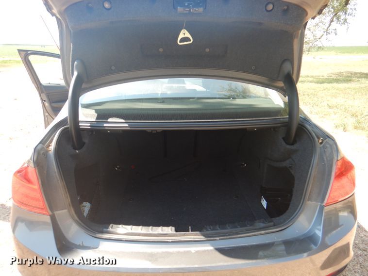 image for item JY9749 2013 BMW 328i