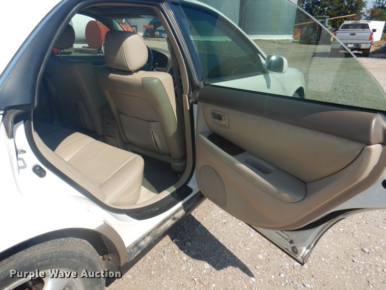 image for item JY9750 1998 Lexus ES 300