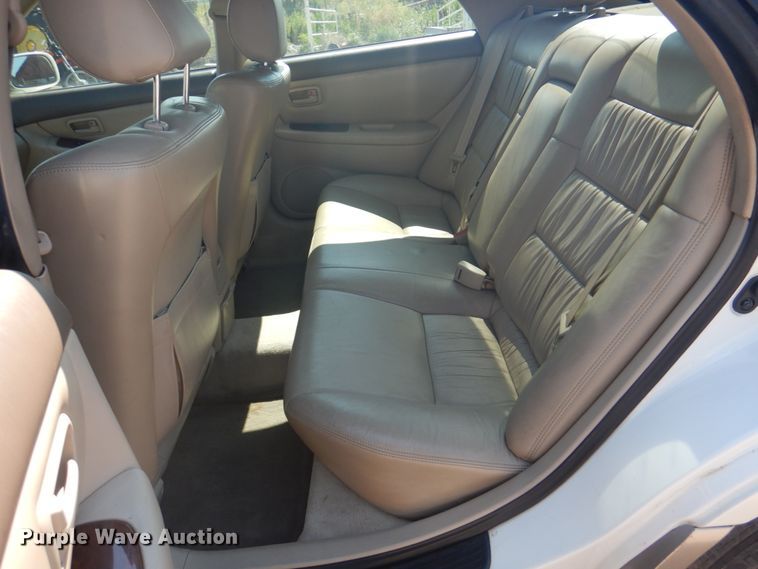 image for item JY9750 1998 Lexus ES 300