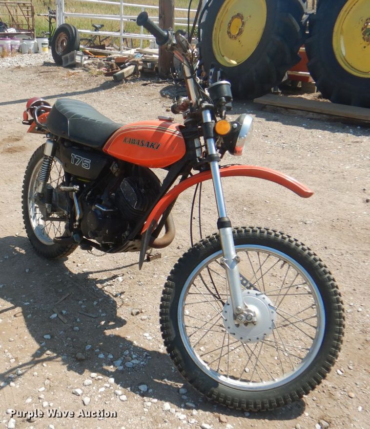 image for item JY9751 1973 Kawasaki 175  motorcycle